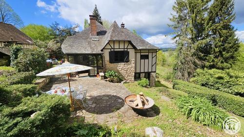 Le Refuge Corrézien à Orgnac Sur Vezere