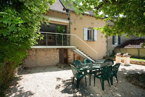 La Maison des Vacances à Curtil-Sous-Burnand