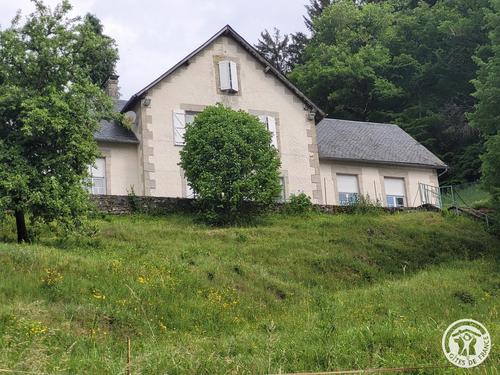 L'ancienne école à Grandsaigne