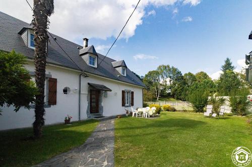chez Pierrougne à LORTET