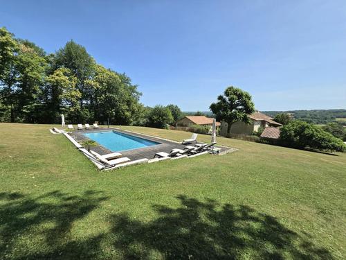 Le Domaine pour 9 personnes à QUINSAC