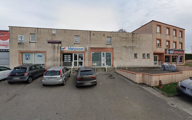 Ak Hôtel à Muret