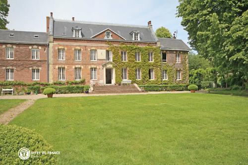Le Prieure Saint Aubin à Doudeauville En Vexin