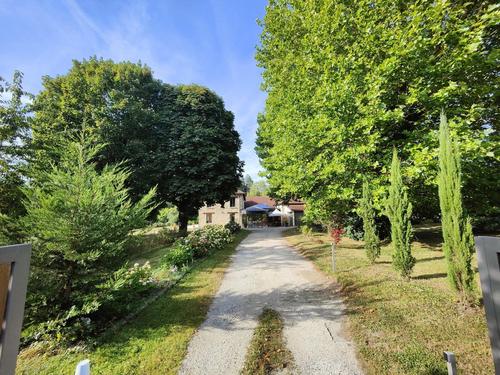 Gîte des Prés de Garnes (Aile Ouest+ Aile Nord) à Senlisse