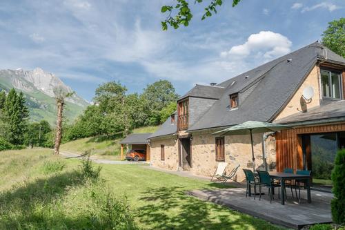 Gîte Deth Pecoumet à Arrens Marsous