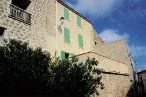 Terrasse à Montalba-Le-Chateau