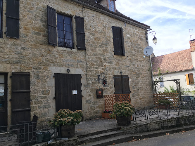 Le Petit Dragon Rouge à Miers