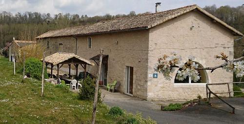 Le Moulin de Chaume à CHAMPAGNE-SAINT-HILAIRE