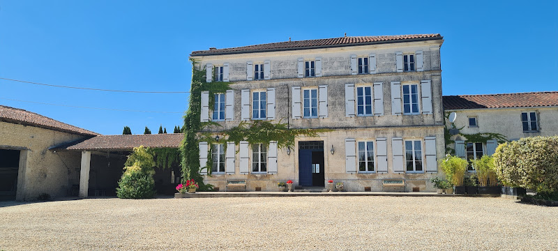 Manoir d Aulagnes à Bessac