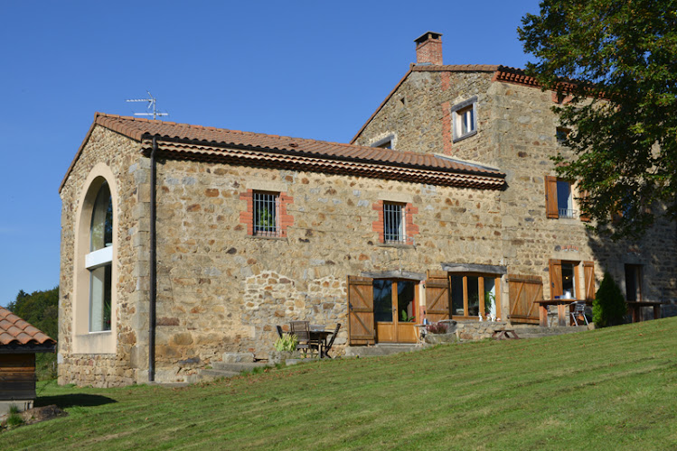 Gîte de groupe 300m² à Condat-lès-Montboissier