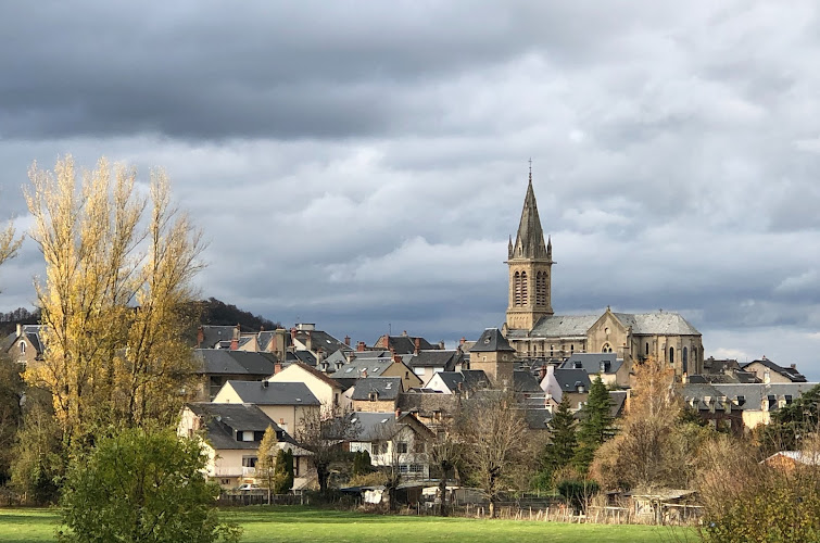 Cazes A Arazat à Laissac-Sévérac l'Église