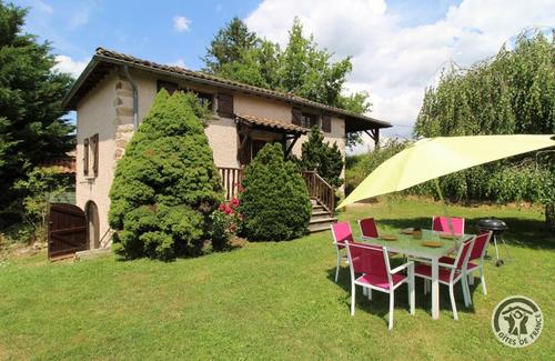 Le Gîte du Cèdre bleu à RONNO