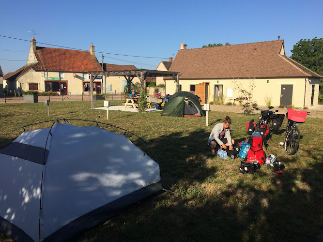 Accueil vélo municipal à Charrin
