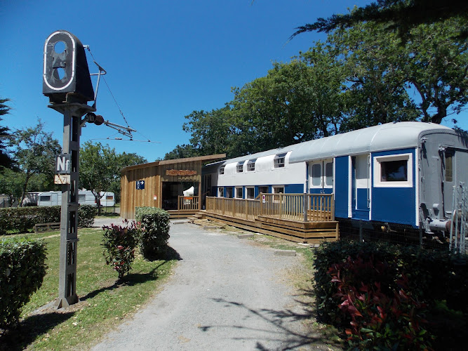Camping Insolite le Haut Village à Saint-Michel-Chef-Chef
