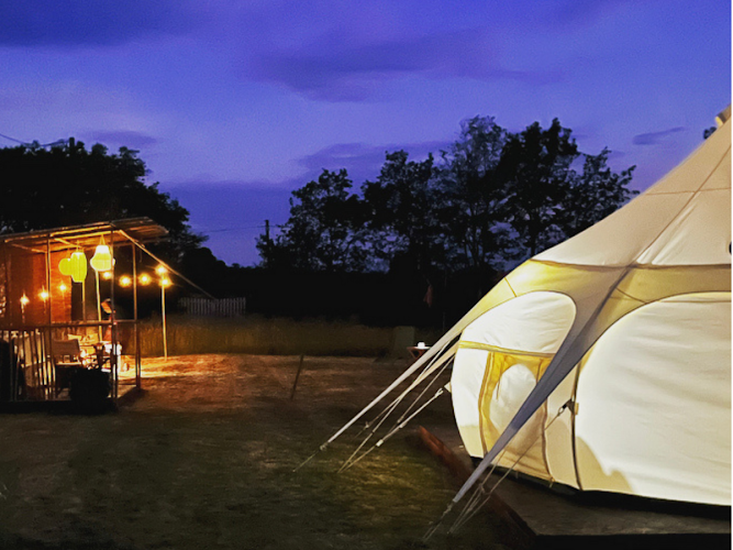 La Prairie Étoilée Glamping France à Crozon-sur-Vauvre