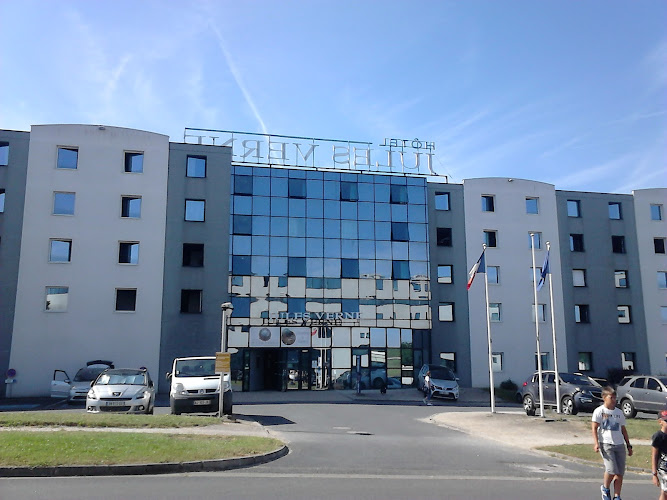 Kyriad Poitiers hôtel à Chasseneuil-du-Poitou