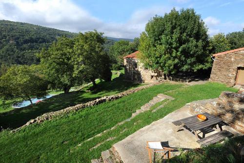 Chambres D Hôtes Old Farmhouse à Saint-Marsal