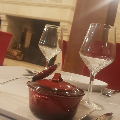 Hôtel Restaurant Le Prioula à Saint-Rabier