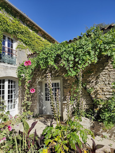 La Longère Charentaise à Asnières-sur-Nouère