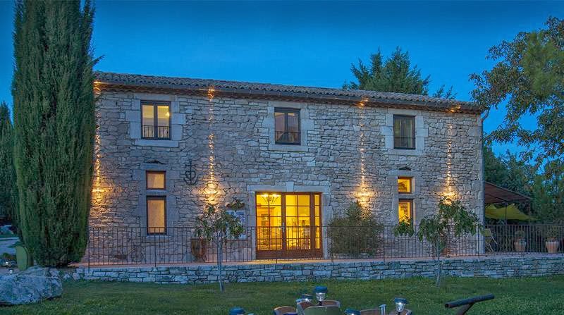 Chambres d hôtes la Grange de Mailhac à Barjac