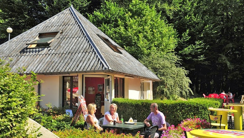 Camping Lac des Vieilles Forges à Les Mazures