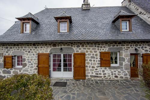 Gîte de Peyre à Jou Sous Monjou