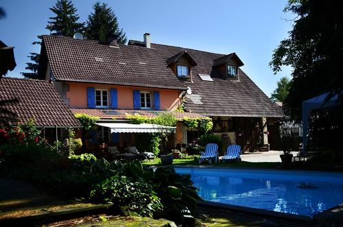 Côté grange Gîte à Bourogne