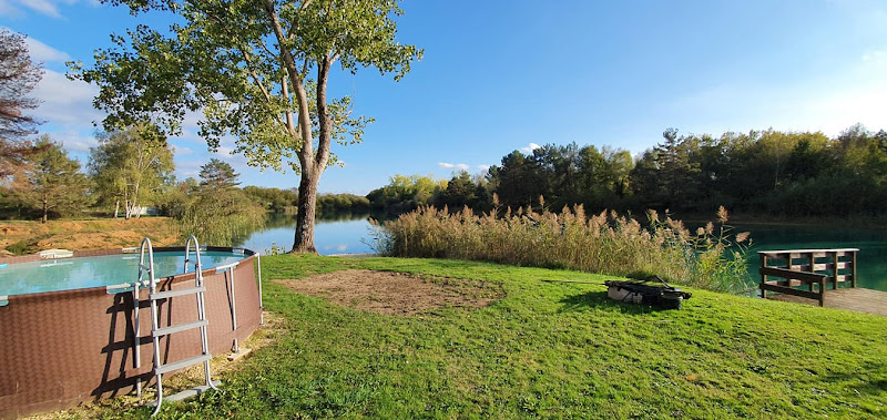 Etang de la Carpe d Or à Mareuil en Périgord