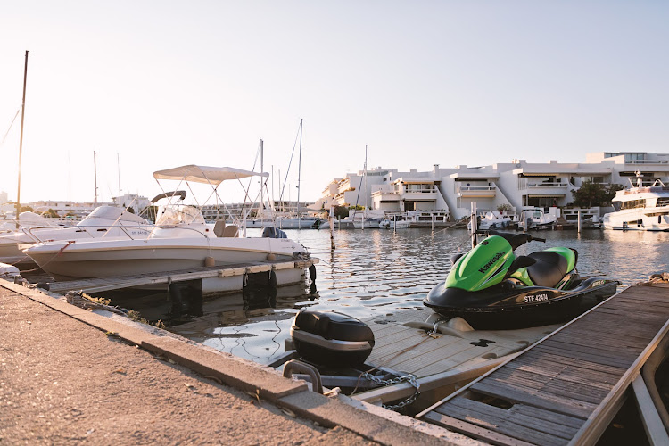 Marina hôtel privé luxe