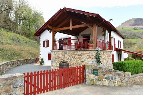 Xixkoinia à SAINT-ETIENNE-DE-BAIGORRY