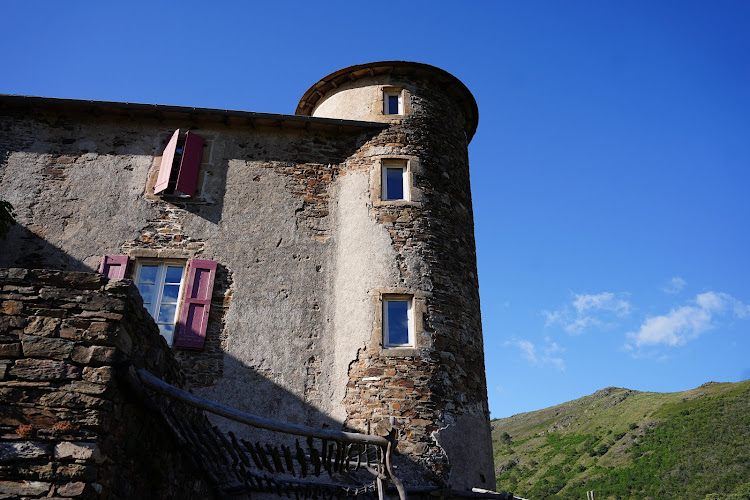 Chteau du Poujol à Bassurels