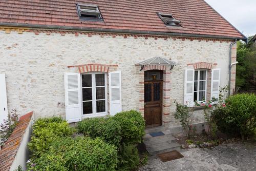 Au Petit Bonheur à Arcis Le Ponsart