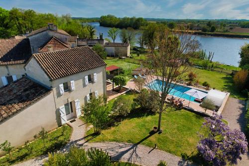 Les Rives de Saint Martial à SAINT-SULPICE-DE-FALEYRENS