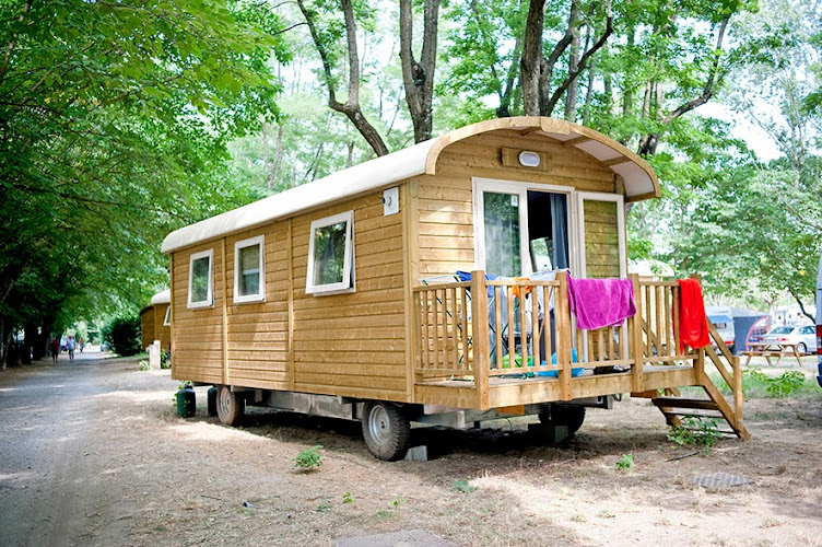 Camping Huttopia Millau à Millau