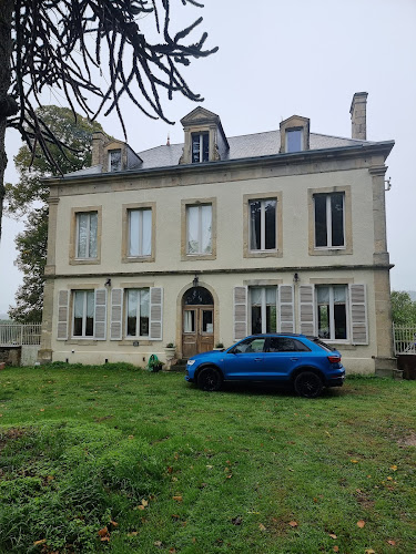 Camping Chateau La Garenne à Les Monts d'Aunay