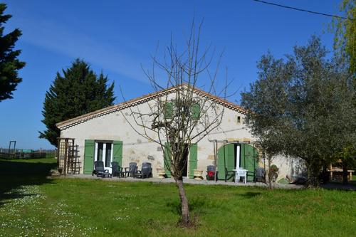 L'Hoste à POUDENAS
