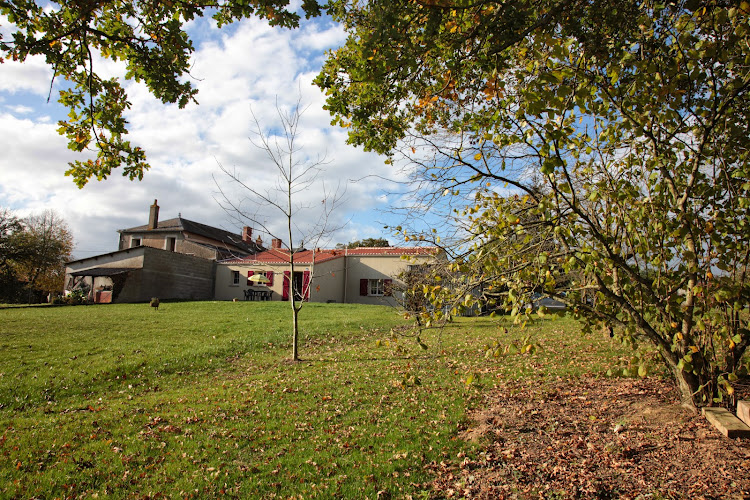 Home Of The Hospital à Essarts-en-Bocage