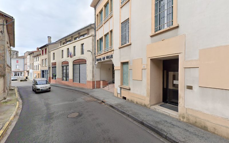 hôtel De Ville à Saint-Rémy-sur-Durolle