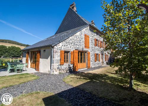 L'Estivadoux à Besse Et Saint Anastaise
