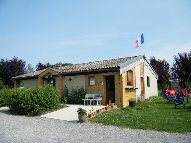 Camping Les Eychecadous à Artigat