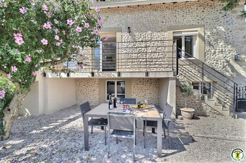 La Maison d'Oj à MONTELIER