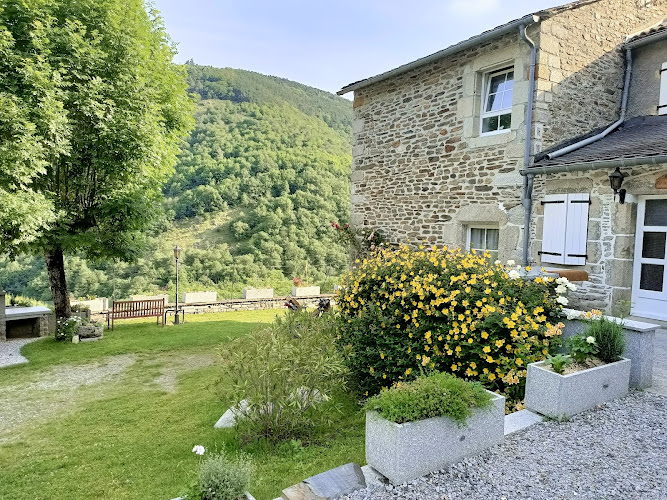 Gîtes du Hameau de Thouy à Lacrouzette