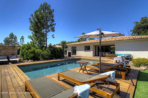 Villa Ribba à San Gavino Di Carbini