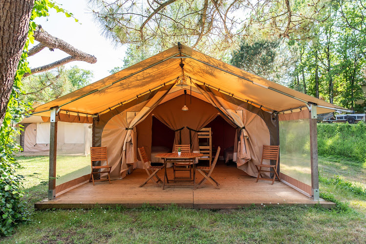 Camping l Evasion à Puy-l'Évêque