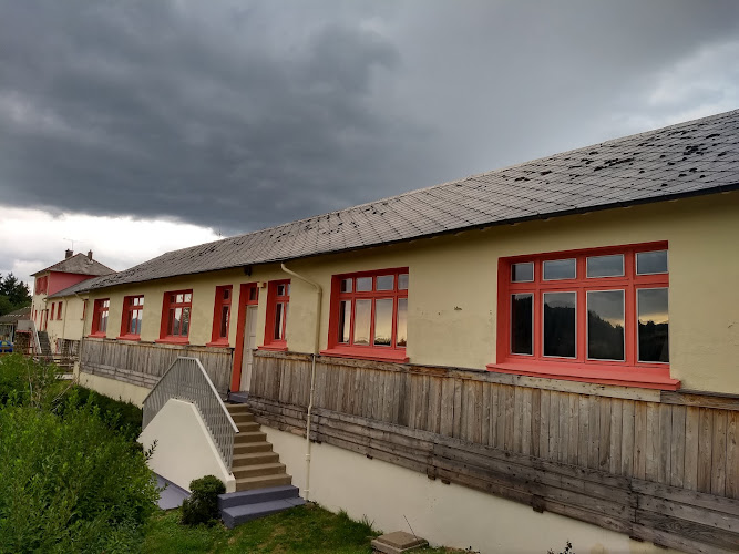 Dédalys grands et petits gîtes au Domaine la Bourbonnaise à Laprugne