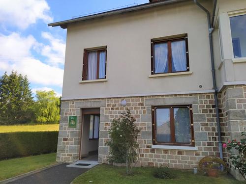 Gîte Le Toura 2/4 personnes à Saint-Alban-Sur-Limagnole