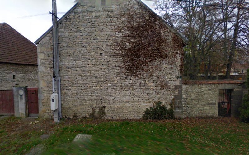 Chteau Des Roses Et Des Tours à Saint-Genès-du-Retz