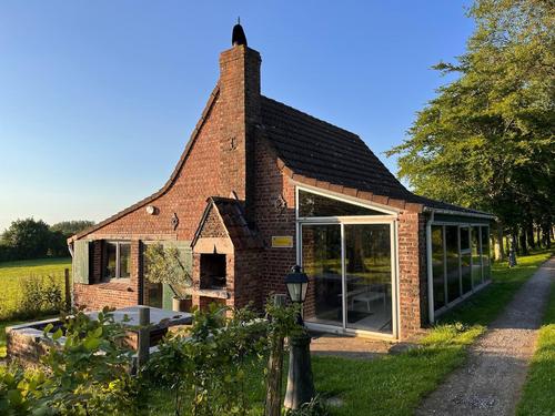 Hommelast à Godewaersvelde