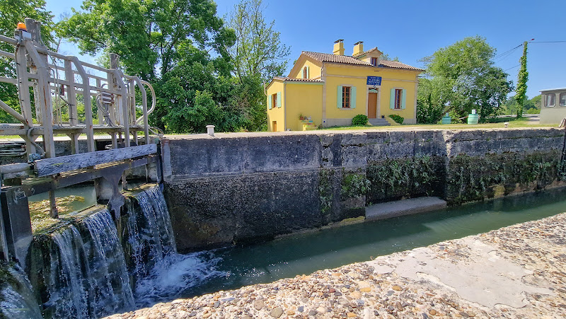 Gîte de Groupe de L Écluse 50 à Bassanne