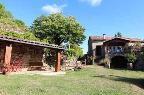 Les Géraniums à CHAMBONAS